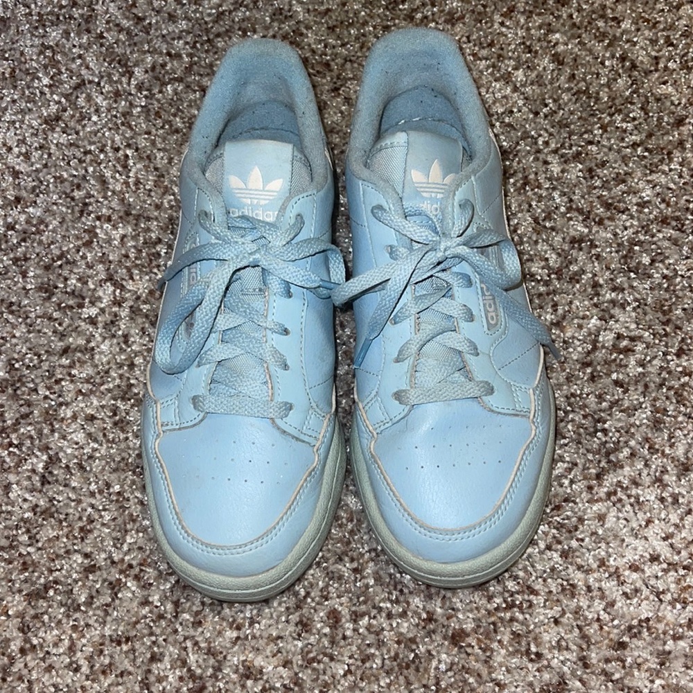 Ash grey Adidas continental 80’s